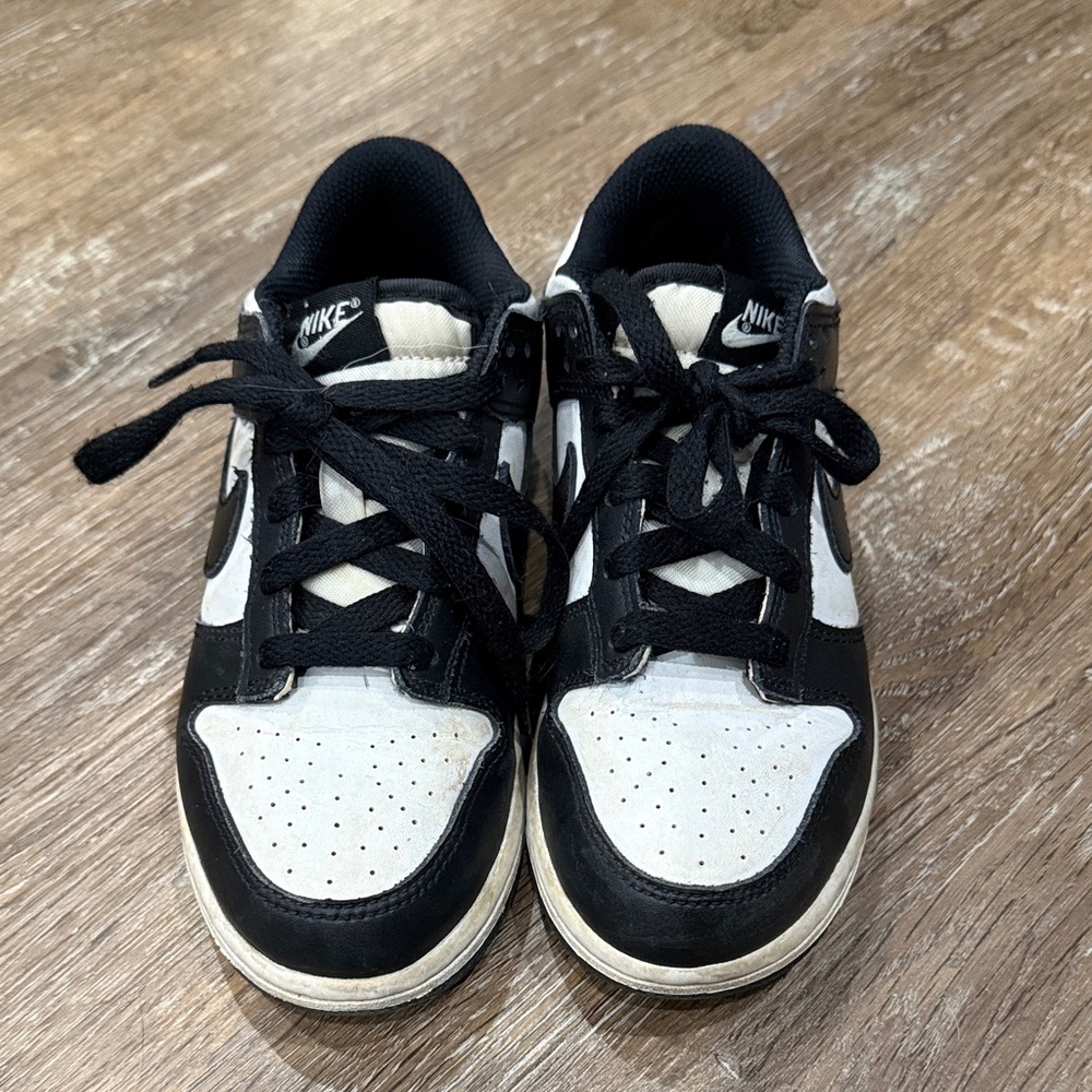 Nike Kids Black and White Sneakers